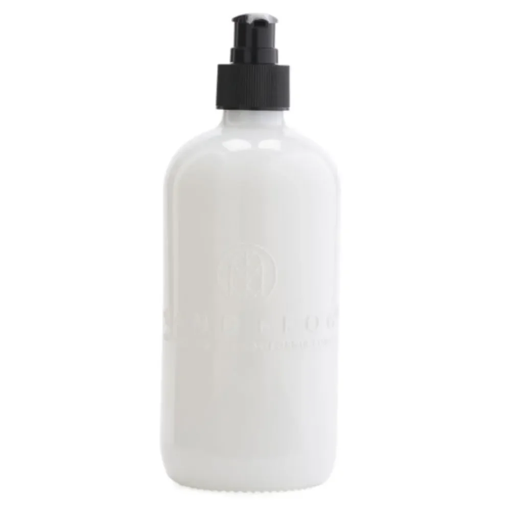 SAND + FOG White Embossed Glass Aloe Scented Soap